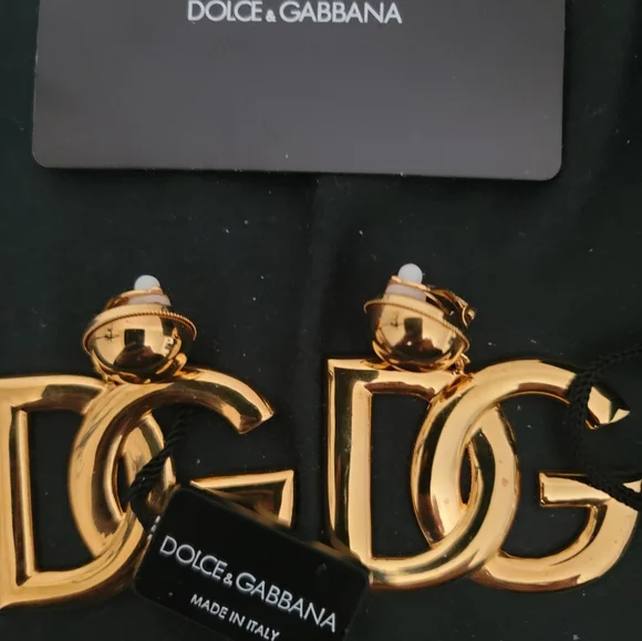 AUTHENTIC DOLCE & GABBANA OVERSIZED DG CLIP ON EARRINGS NEW - Picture 2 of 15